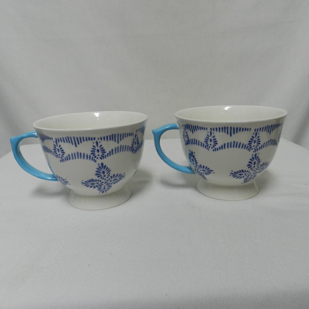 Meritage blue white scroll Pedestal Mug Cup Set Pair 2 micro dish safe stoneware